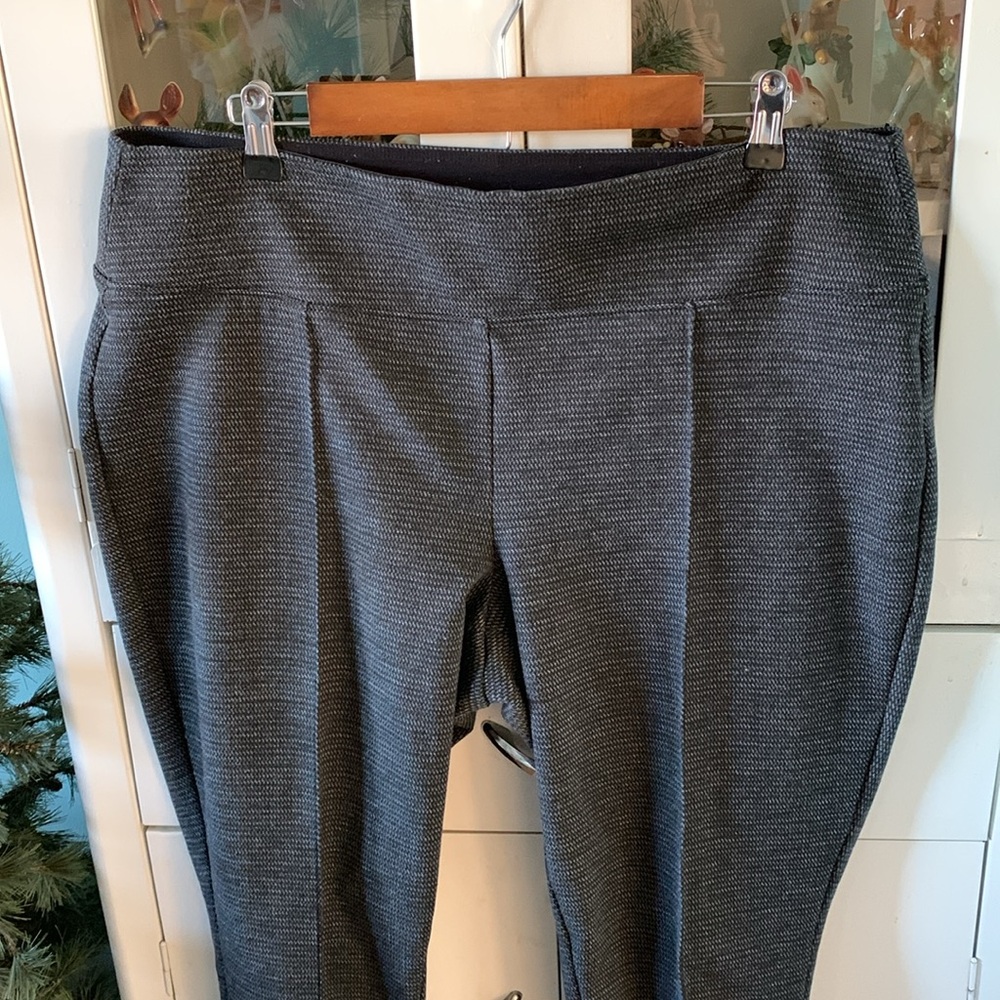 Apt. 9 Gray and black pull on Pants sz XXL euc - Picture 2 of 6